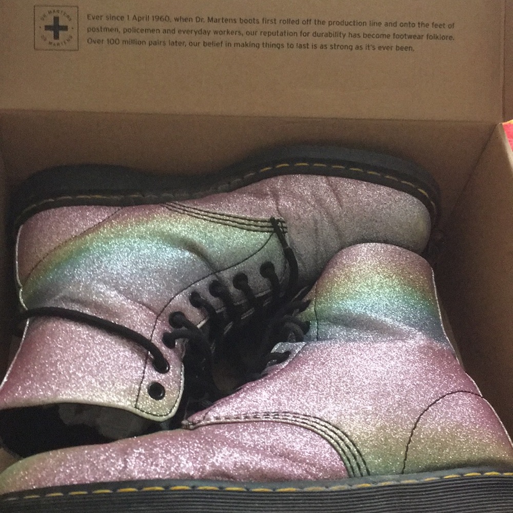 Used Dr martens size 10 pascal glitter boots